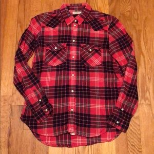American Eagle boyfriend fit snap button up shirt